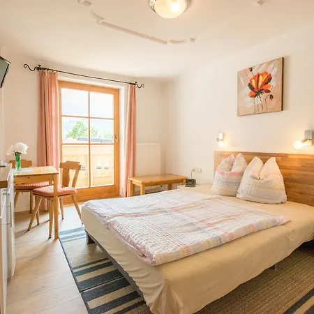 Haus Schoenblick *