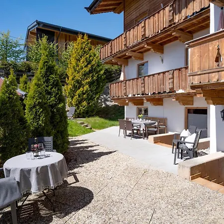 Haus Schoenblick *