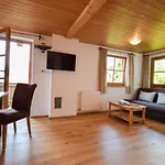 Haus Schoenblick *